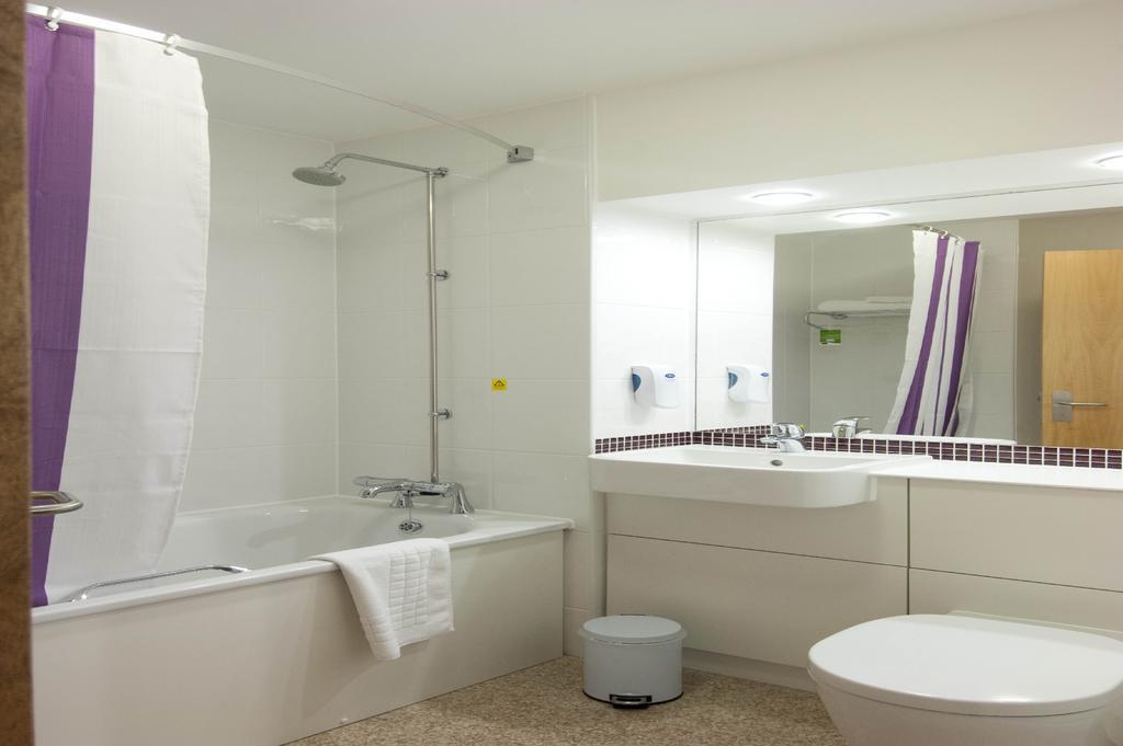 Premier Inn Ashford Central Værelse billede