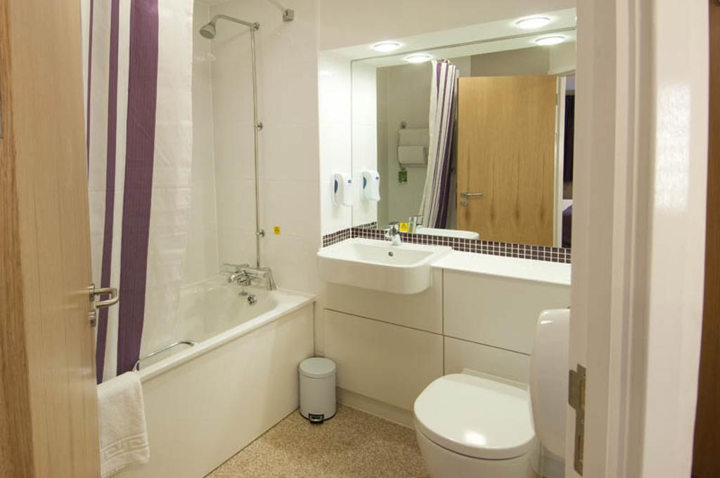 Premier Inn Ashford Central Værelse billede